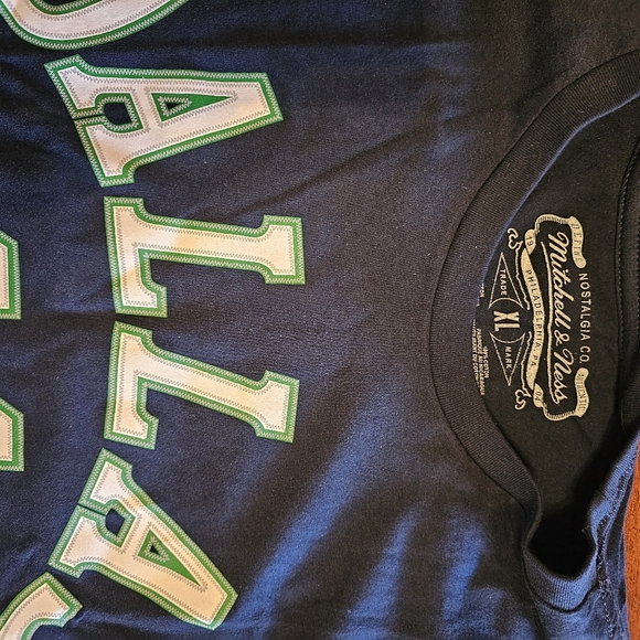 Dallas Mavericks Bundle - Picture 4 of 12